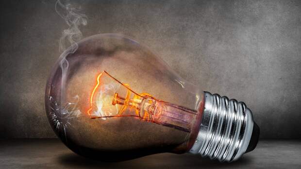 Британский энергетический регулятор вынужден платить миллионы консультантам