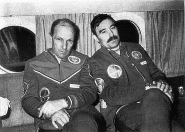 Они прошли по острию ножа. Они прошли по острию ножа. «Союз-33», Георгий Иванов, НРБ, Николай Николаевич Рукавишников, СССР, история космонавтики