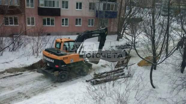 В Южно-Сахалинске подростку обварили ноги в кипятке из-за прорыва трубы