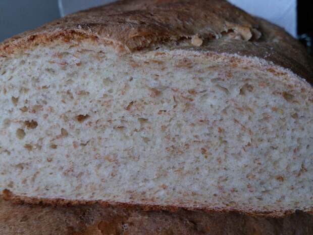 Пшеничный хлеб с отрубями - полезно и вкусно.