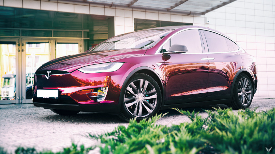 Ателье Vilner доработало кроссовер Tesla Model X. Фото 1