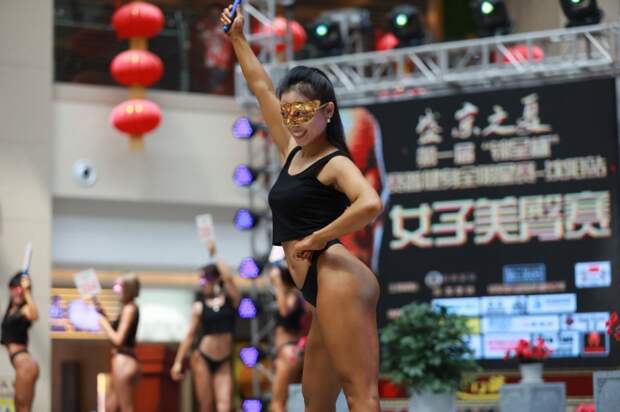 Конкурс «Мисс Бум Бум» в Китае