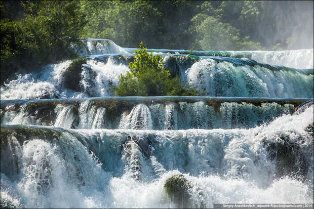 Экскурсия по одному из самых красивых водопадов Европы