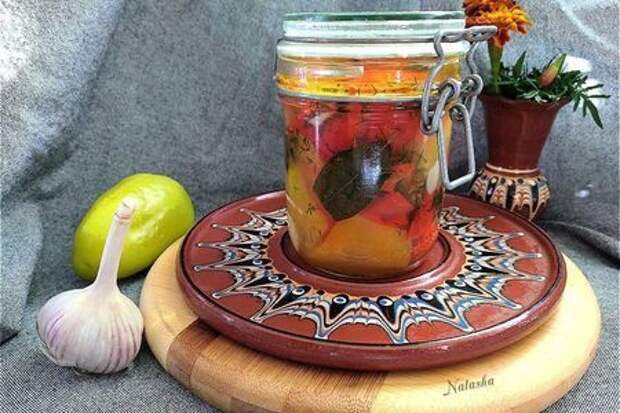 Фото к рецепту: Закуска из перца