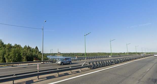 Разводка Ладожского моста ограничит движение по трассе «Кола»