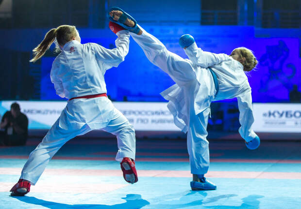 Более 2 тыс. спортсменов собрались на турнире по каратэ «Кубок Ак Барс» в Казани