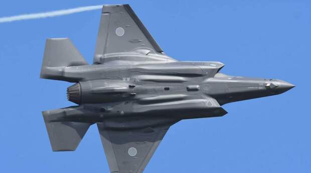 F-35. Фу-фу-фу, плохое брюшко!
