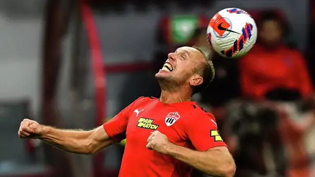 В «Химках» высказались о возможном участии Глушакова в октябрьских матчах сборной России