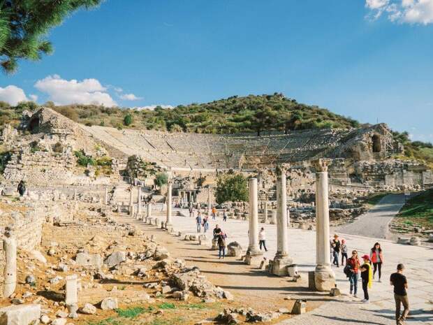 Античные руины в современной Турции