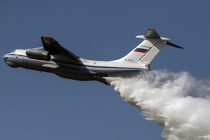 Тяжелый военно-транспортный самолет Ил-76МД
