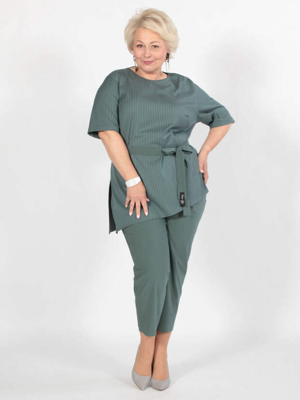 Образы с брюками от бренда Надин для женщин 58 размера