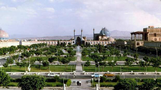 Живут в страхе: война в Иране стала трагедией. "Был маленьким миром"