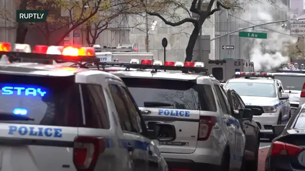 Ситуация в районе штаб-квартиры ООН в Нью-Йорке, в котором находится вооружённый мужчина