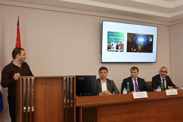 В Тахтамукайском районе состоялось совещание по вопросам медиа и информационного взаимодействия