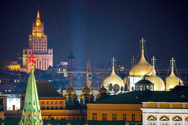 MskCCSroof36 Вечерняя Москва сверху с ХХС