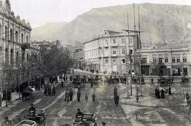 Площадь Эриванского в Тифлисе, на которой 13(26) июня 1907 года была осуществлена "Тифлисская экспроприация"