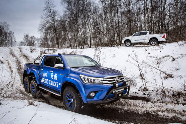 Испытываем «арктические» пикапы Toyota Hilux, у которых 10 колес на двоих. Фото 7