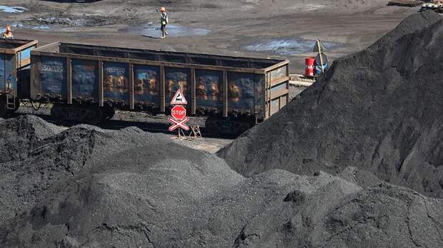 Правительство РФ отменило экспортные пошлины на уголь с 1 мая