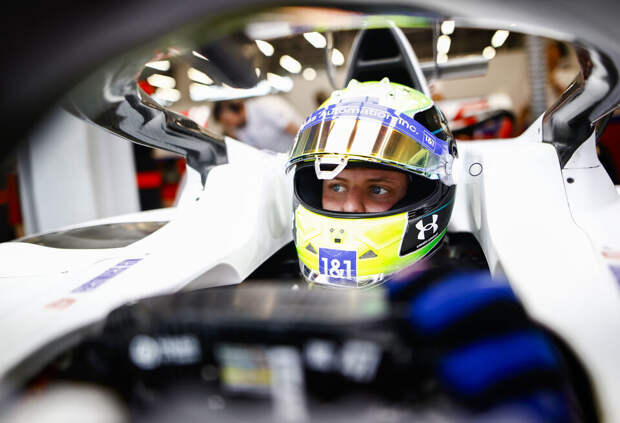 Источник: Haas собиралась уволить Мика Шумахера после аварии в Монако