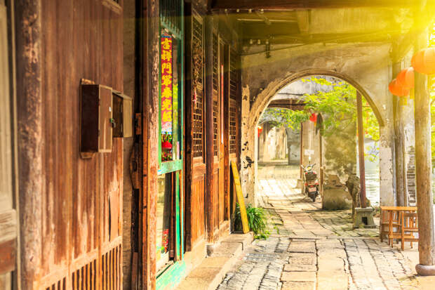 В Таиланде турист догнал обокравшего его трансгендера* и пожалел об этом