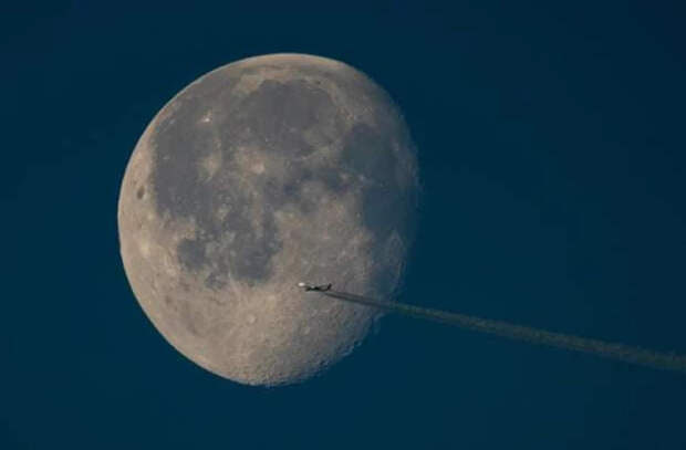 Неуправляемая ракета SpaceX на курсе столкновения с Луной