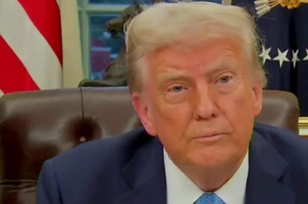 Трамп заявил, что плохому Санте не стоит вторгаться в США