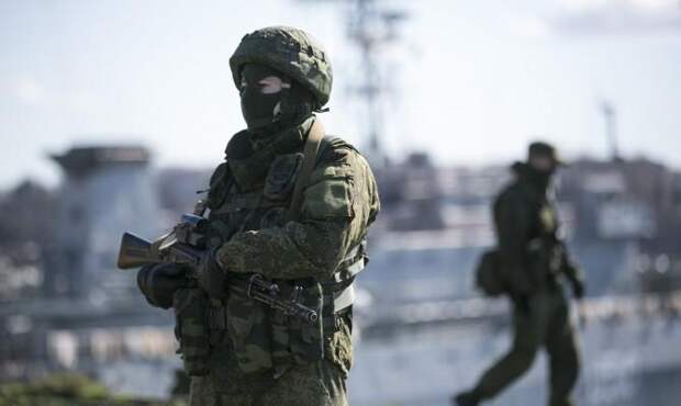 Луганск заполонили военные без опознавательных знаков