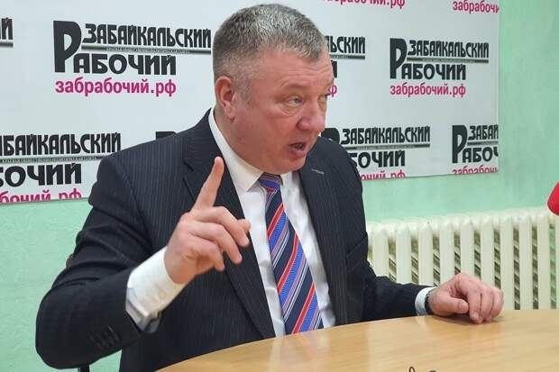 Законодательство – удивительное явление. Ведь изначально разработано оно так, чтобы не наносился вред стране.  И конечно же, ни в коем случае нельзя навредить населению.
