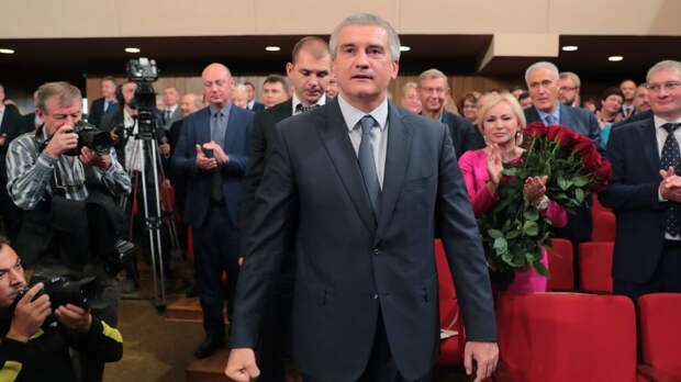 Аксенов объявил о досрочном старте зимних каникул в Крыму