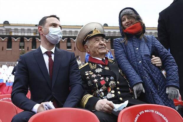 В Москве прошел парад в честь Дня Победы: фотогалерея