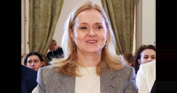 Анна Михалкова вышла в свет в Москве