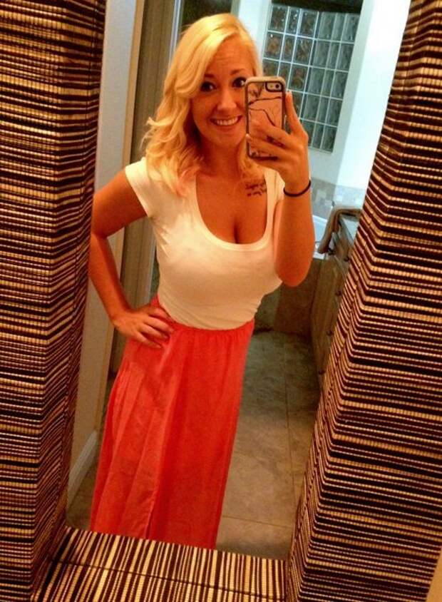 It’s official, mirrors are a girls best friend (35 Photos) It’s official, mirrors are a girls best friend (35 Photos)