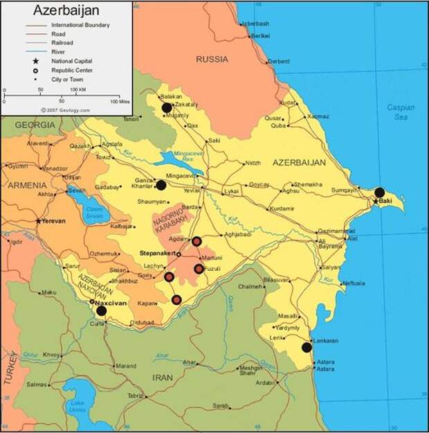 Власти Азербайджана думали, что "проглотят" Карабах, а теперь Карабах "пожирает" Азербайджан