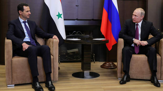 Сирийский лидер Башар Асад в марте посетил Москву.-2