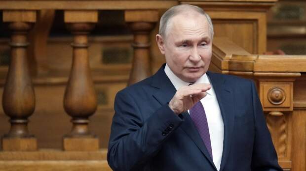 Путин заявил о рекордно низком уровне безработицы в России