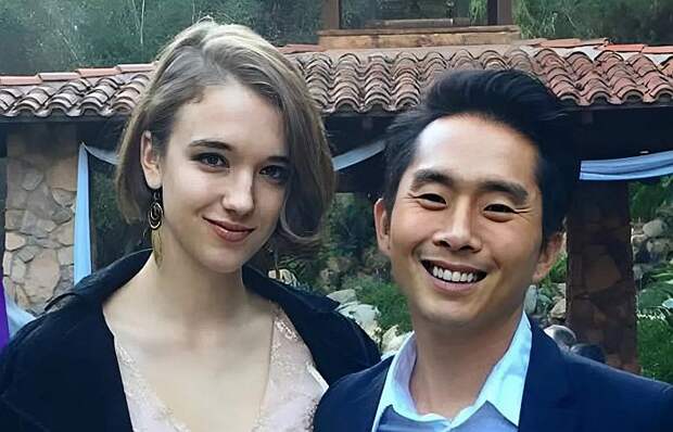 Тайный брак звезды «Сумерек»: как «злая» русская модель покорила сердце Джастина Чона и подарила ему 8-летнюю дочь и 2-летнего сына