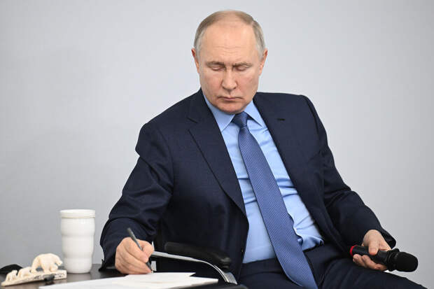 Путин подписал указ о звании "Заслуженный работник избирательной системы РФ"
