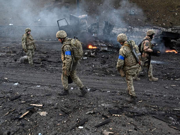 Киев не может отдать приказ ВСУ об отступлении из Авдеевки, потому что после этого...