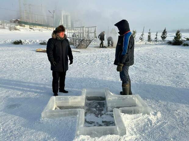 Перед Крещением в Барнауле проверили купели у Нового моста и на озере "Пионерское"
