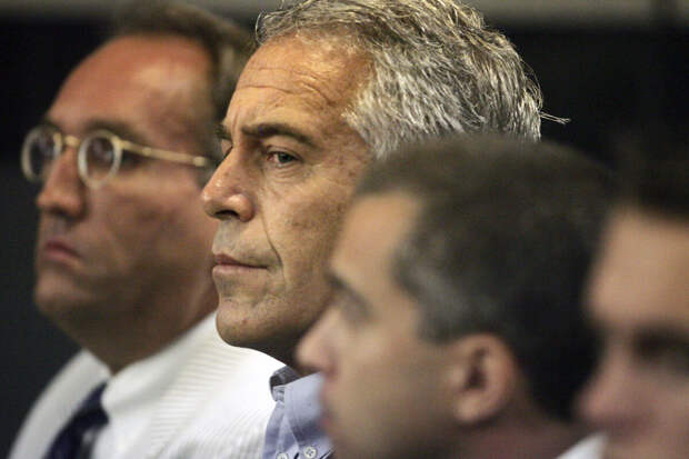 Эпштейн искал молодых девушек из Одессы для встреч за границей