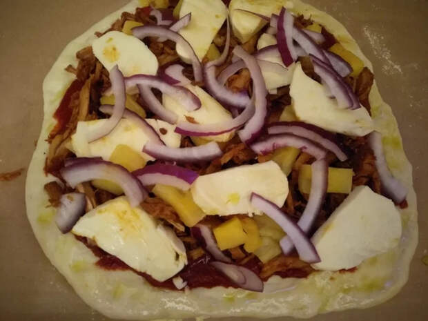 Корейская пицца с рваной свининой кочуджан Вкусно, Свинина, Рецепт, Пицца, Корейская кухня, Моцарелла, Кимчи, Ананас, Длиннопост