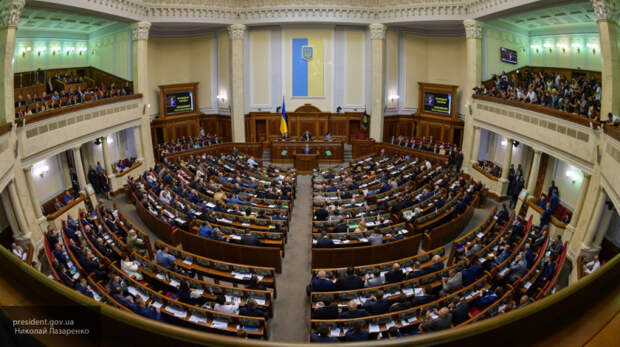 Депутат Рады заявил о возможном сокращении территории Украины из-за ее соседей
