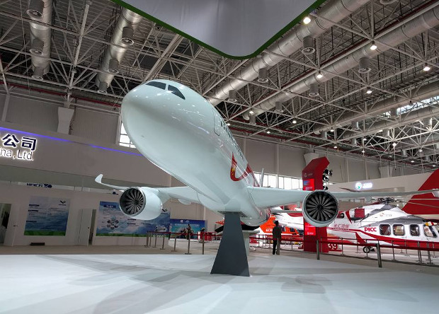 В Чжухае показали российско-китайского конкурента Boeing 777