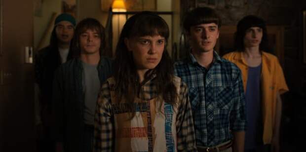 Unimpressed teenagers stranger things