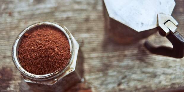 Coffeegrounds02 15 способов экологичного использования кофейной гущи