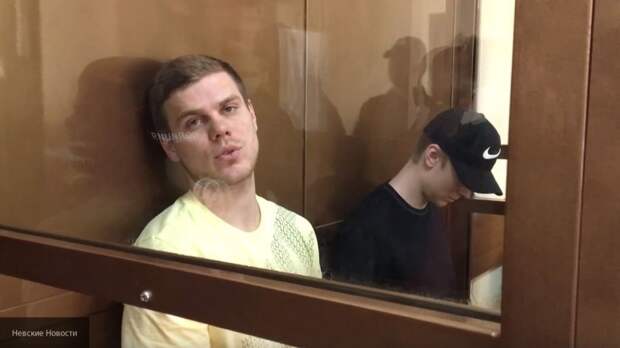 Осужденному за хулиганство футболисту Кокорину "Зенит" предложит новый контракт