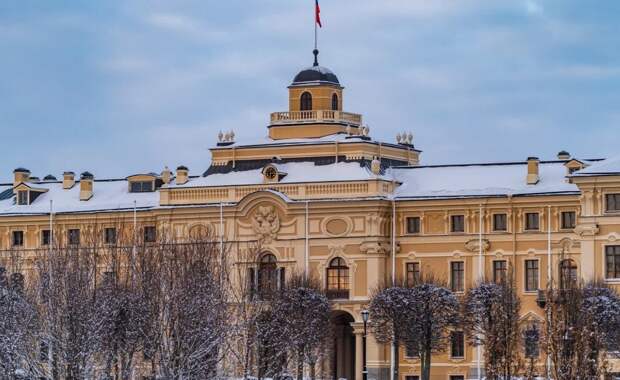 За обновление картин в «Дворце конгрессов» реставраторам заплатят 21 млн