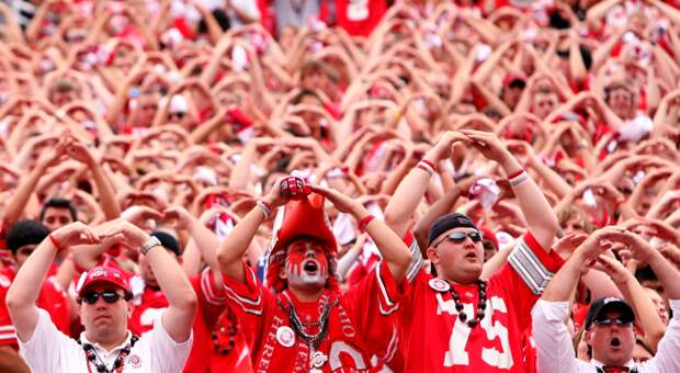 First AP Top 25 Poll Is Out And College Football Fans Are Going Nuts