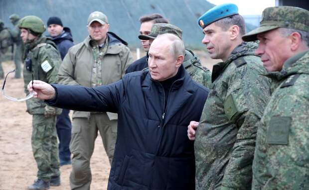 Путин на полигоне, пресс-служба Кремля