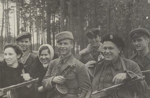 Пытки и казни война, партизаны., подвиг